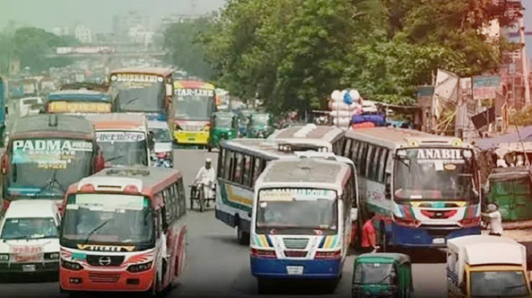 জ্বালানির দাম বাড়ায় যাত্রীপ্রতি বাস ভাড়া ৫০ টাকা বাড়ানোর সিদ্ধান্ত মালিকদের